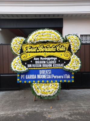 Papan Bunga Duka di Wangurer Barat