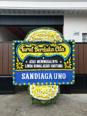 Papan Bunga Duka di Wangurer Barat